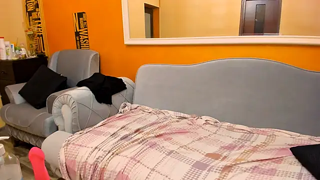 Roxee33's cam snapshot