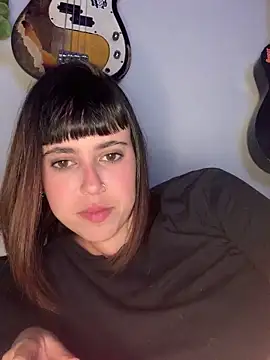 ninapellegrini17's cam snapshot