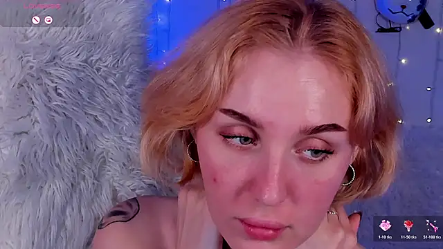 LianaFord's cam snapshot