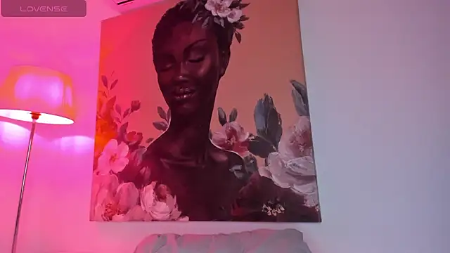 aleja_rythm's cam snapshot