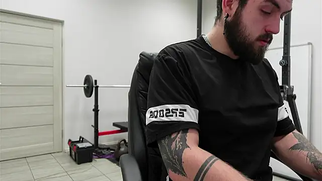 Mike_Platano's cam snapshot