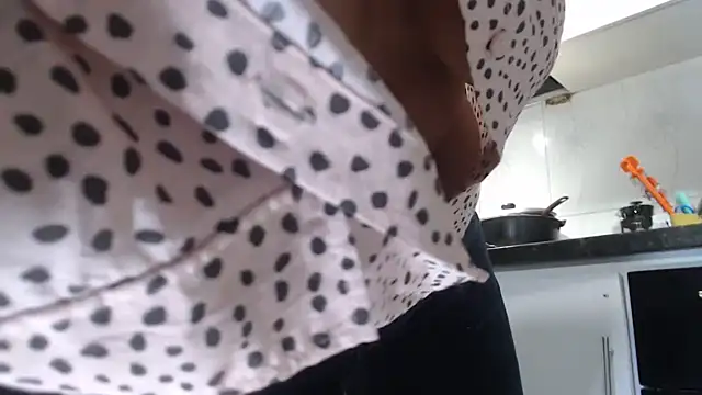 kateleyagrey's cam snapshot