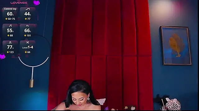 MadyLuxxx's cam snapshot