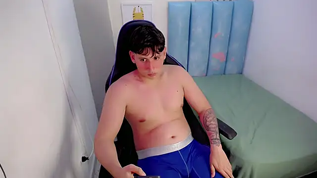 d_moneyy_'s cam snapshot