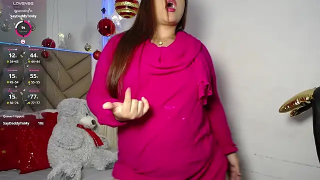 heluejamil's cam snapshot