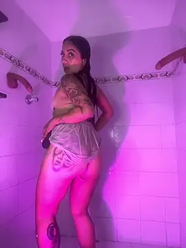 GabiHills's cam snapshot