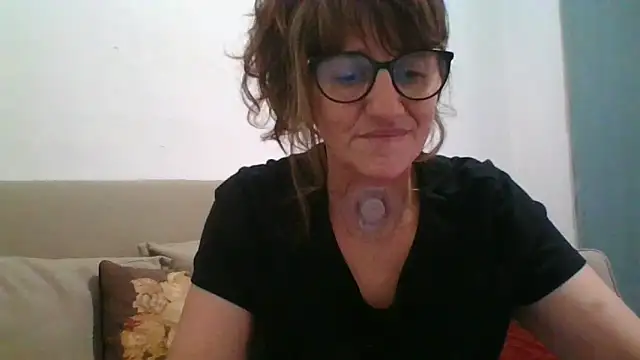 Cristy49's cam snapshot