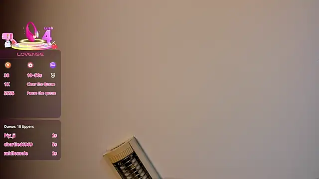 AidaJones live sex cam