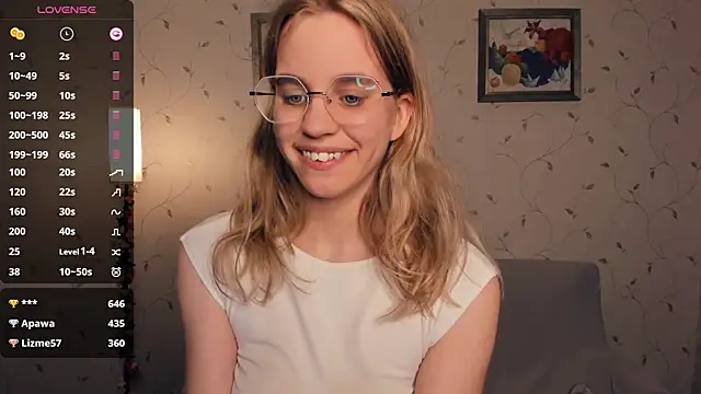 JoanBaggott live sex cam