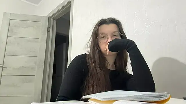 EllieBerrie's cam snapshot