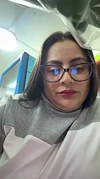 Angie_e live sex cam