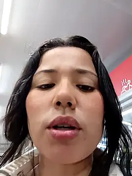 LaDiabla_31's cam snapshot