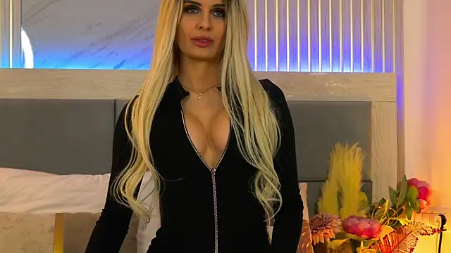 MiaCharm's cam snapshot