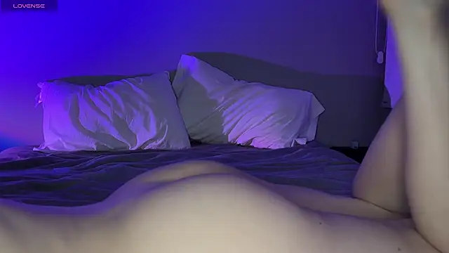 LisaLewi's cam snapshot