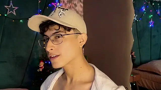 Aaron_Eze's cam snapshot