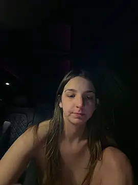 DoriDeluxe66 live sex cam