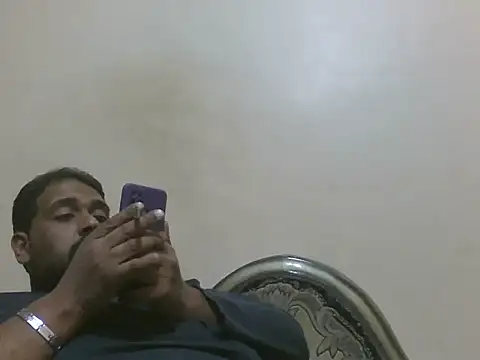 elpoop7305's cam snapshot