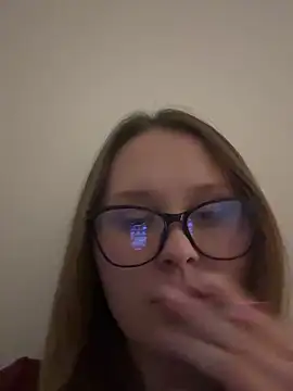 YoungJoyce live sex cam