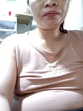 Wetpussymomx's cam snapshot