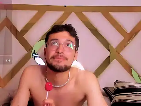 JonnyGreey's cam snapshot