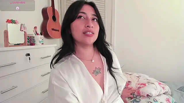 LisaHadwin's cam snapshot