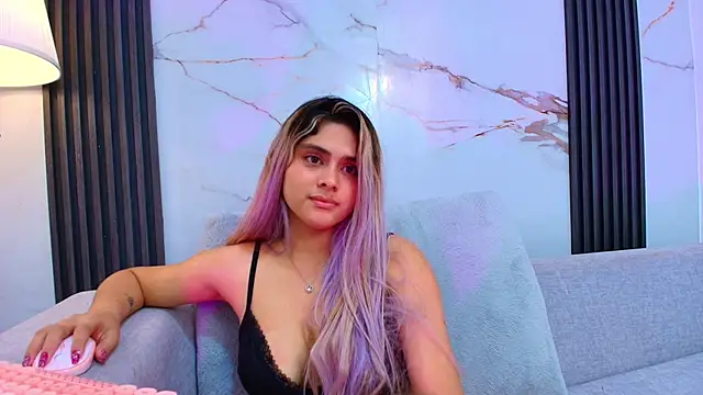 sharon_greey's cam snapshot