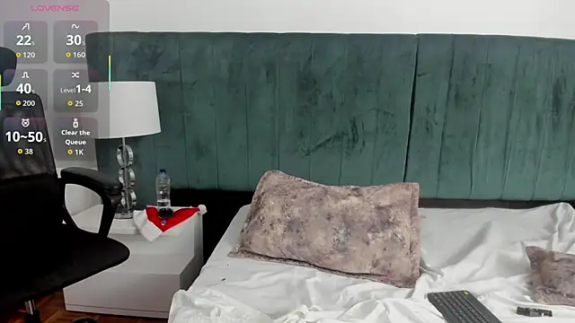 AuraSky_'s cam snapshot