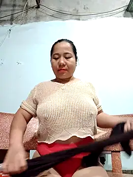 Queen-18200's cam snapshot