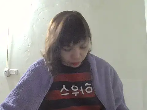 Angela-Eira's cam snapshot