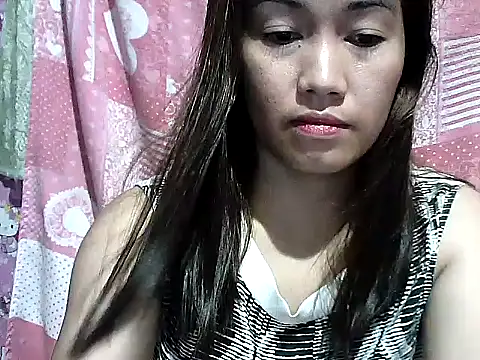 CreamyPussy30's web cam