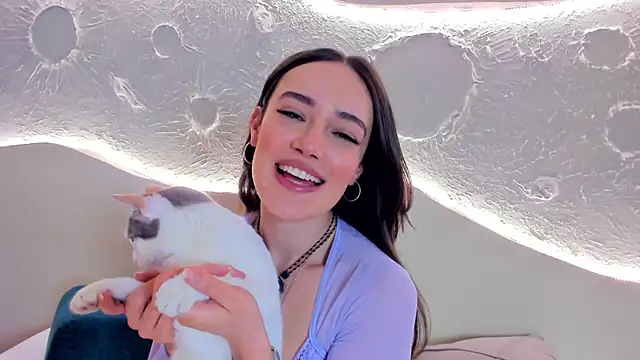 Kate_Amaretto_'s cam snapshot