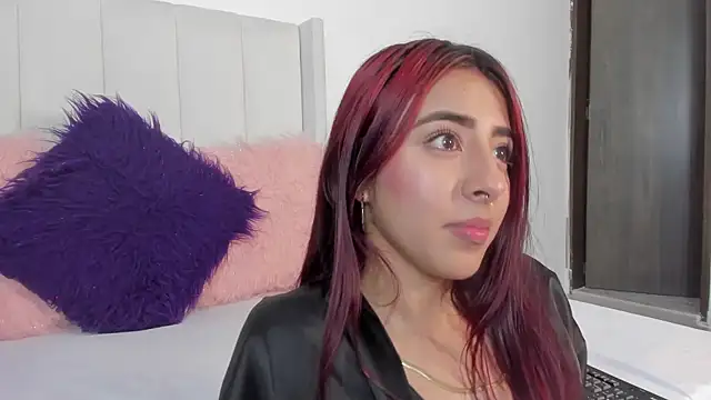 Mirandaa_Rogers's cam snapshot