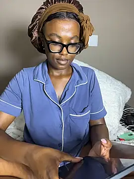 Moonzy77's cam snapshot