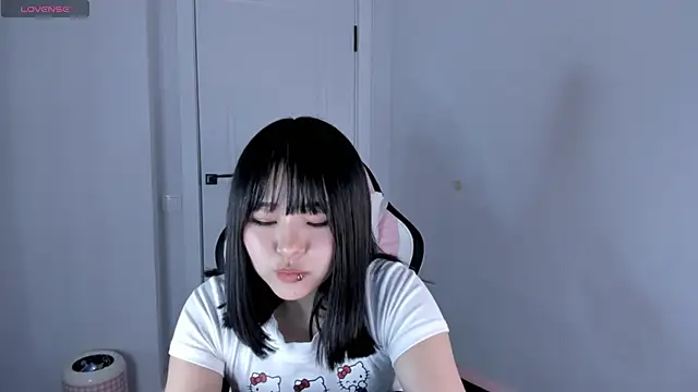 hee_young11 live sex cam