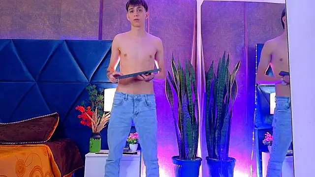 Lion_Foster01 live sex cam