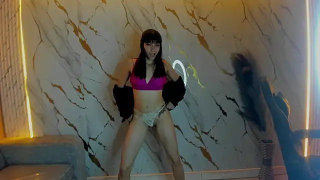 Isabella_Blondetf's cam snapshot