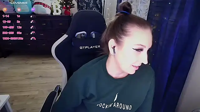 Brooklyn_Bee live sex cam