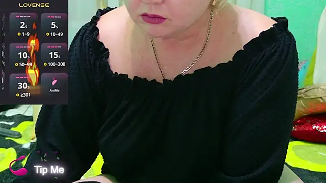 Viki100paradise's cam snapshot