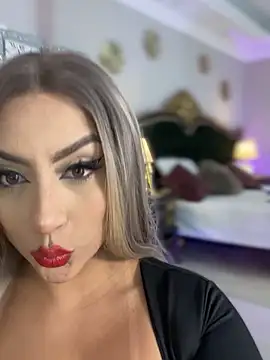 CourtneyRoses live sex cam