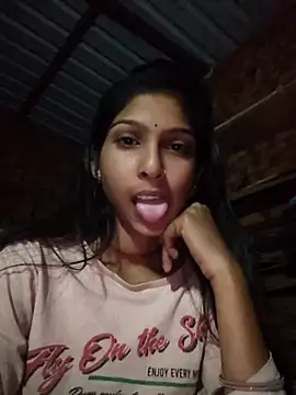 Yatiksha_Beby live sex cam