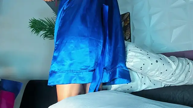 Hellen_Sky's cam snapshot