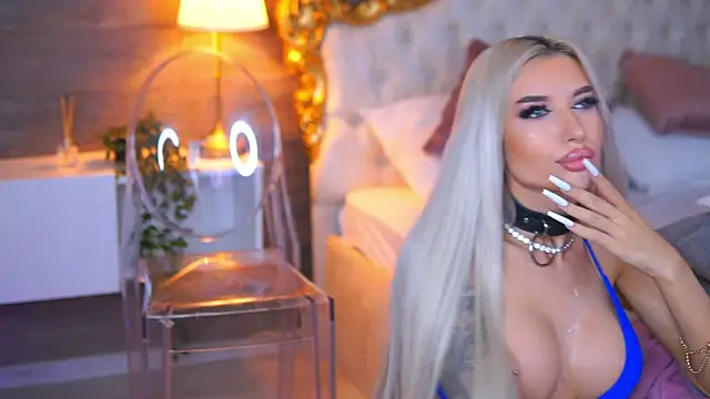 Juicy_Jessye live sex cam