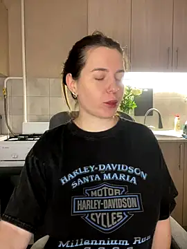 NastyushaaLove live sex cam