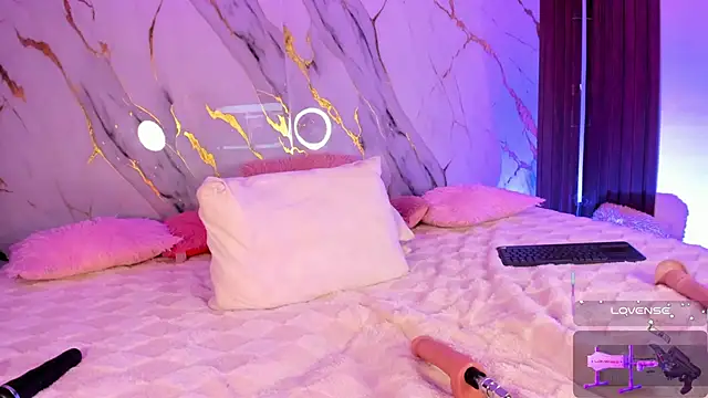 Emmiicute's cam snapshot