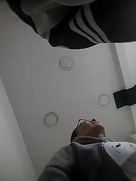 Shantey_Laurent's cam snapshot