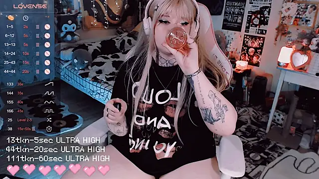 noori__hope's cam snapshot