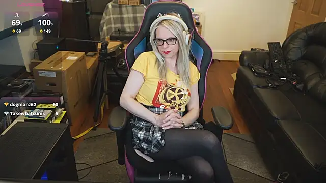 KelseyCobalt live sex cam