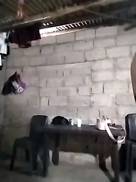 Sassy-jann live sex cam