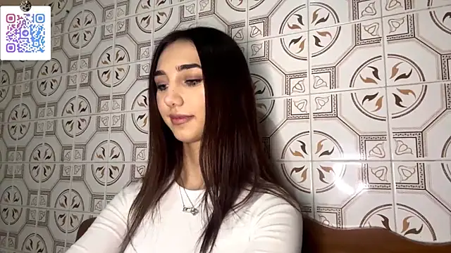 LinaMour live sex cam