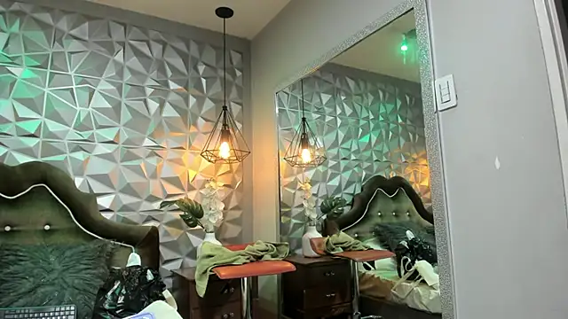 SusanSlim's cam snapshot